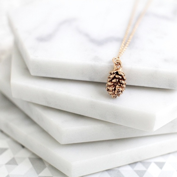 “Fallen Treasure” Pine Cone Fall Minimal Jewelry - Picture 7 of 12